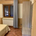 Lorichiamo 3* Lorica