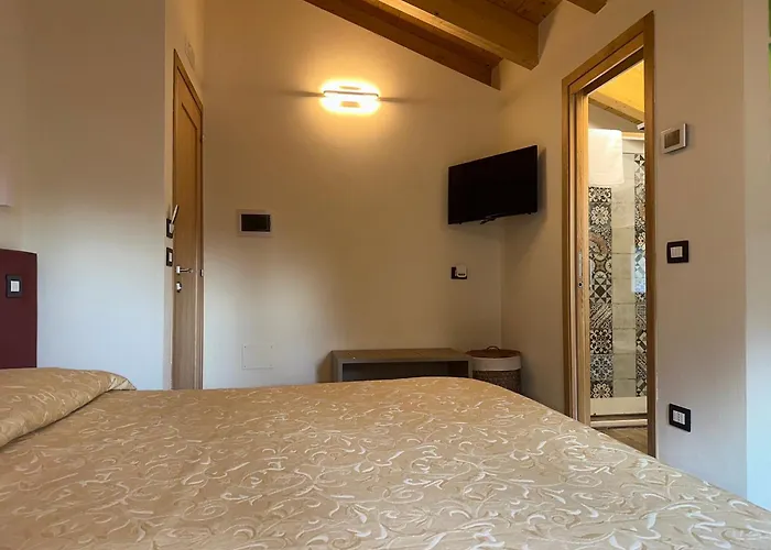 Alojamento de Acomodação e Pequeno-almoço Lorichiamo