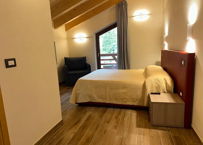 Alojamento de Acomodação e Pequeno-almoço Lorichiamo 3*